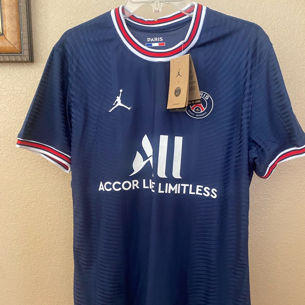 PSG AUTHENTIC MESSI #30 PLAYER VERSION 21/22 HOME JERSEY